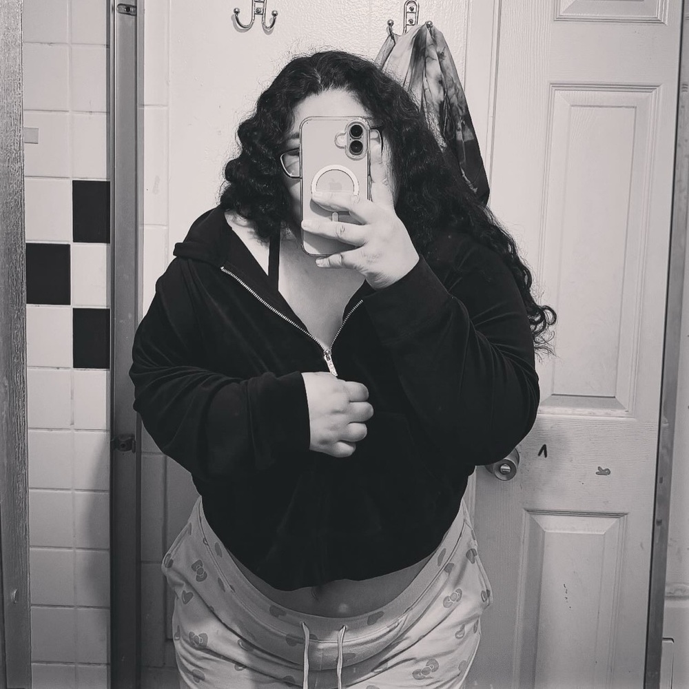 Meet your Posher, Marissa